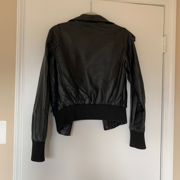 Black Leather Jacket with Ribbed Sleeves - Picture 4 of 5
